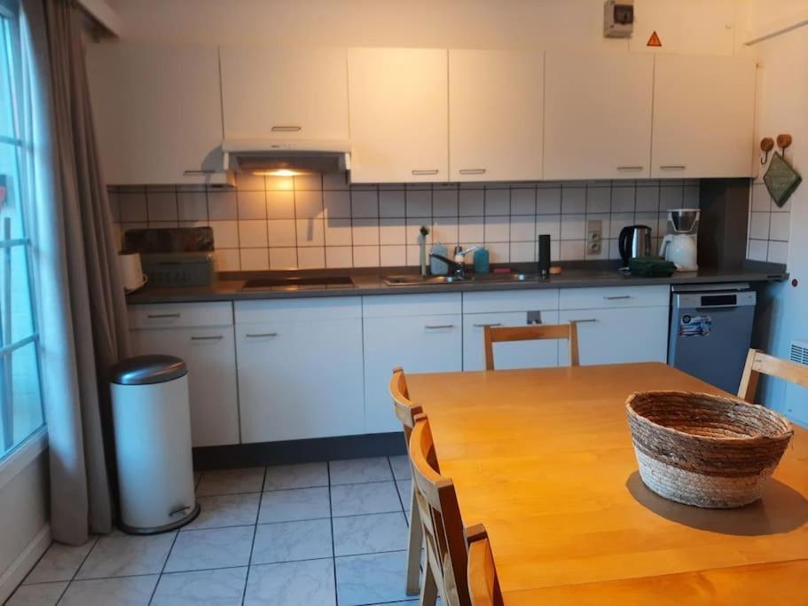 דה האן Spacieux Duplex Pres De La Mer 4 Chambres 2 Sdb מראה חיצוני תמונה